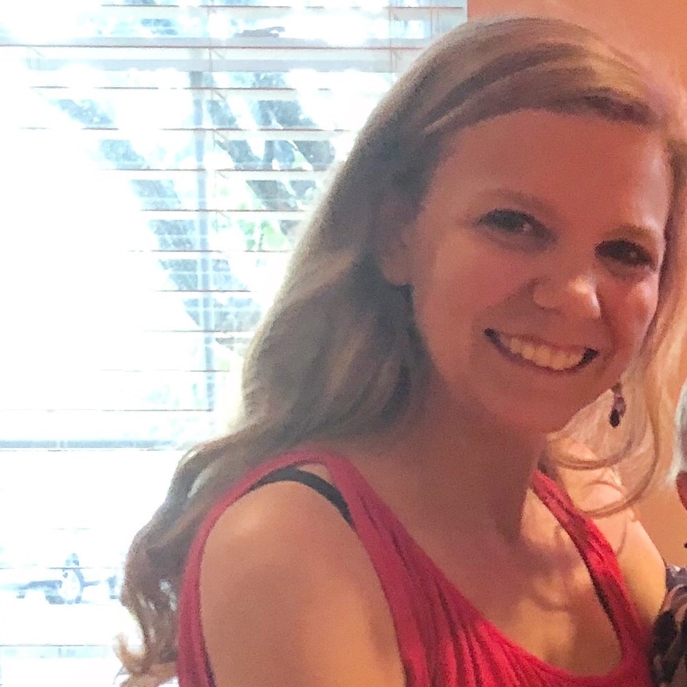 Meet your Posher, Julie